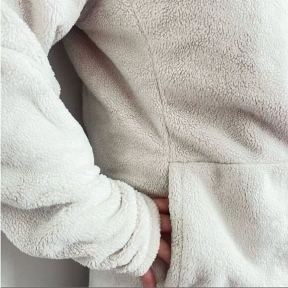 The North Face Osito 1/4 Zip Cream Soft High-Pile Silken Raschel Fleece Pullover - Picture 4 of 13